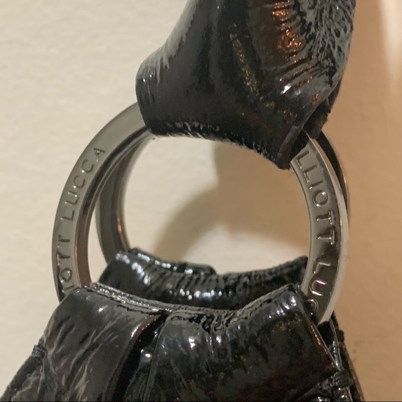 Elliott Lucca black patent leather hobo handbag - Picture 4 of 10